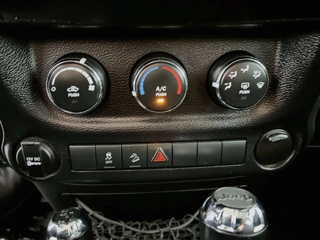 2015 Jeep Wrangler Unlimited Willys Wheeler