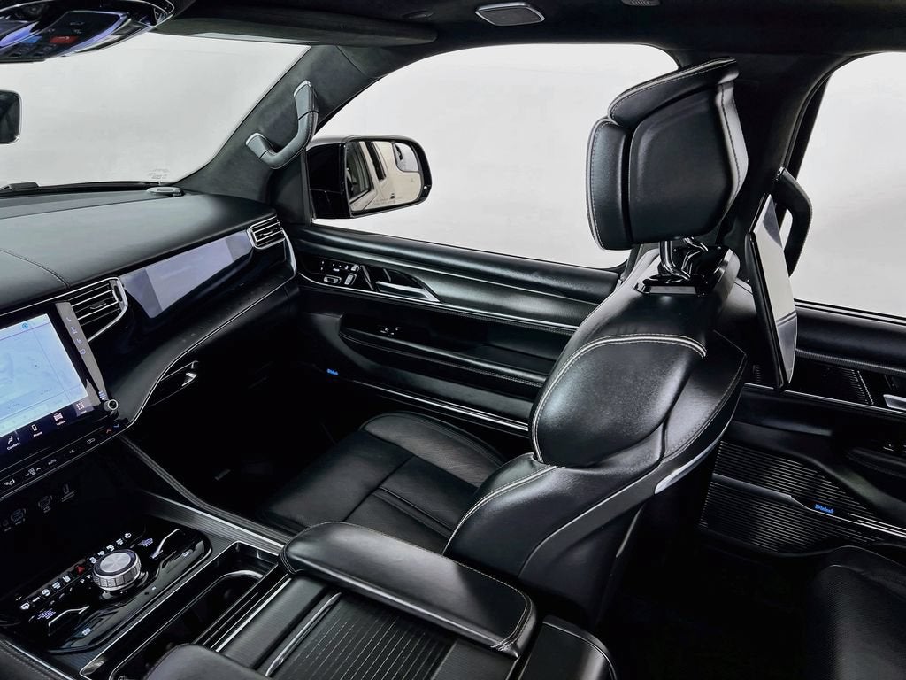 2023 Jeep Grand Wagoneer L Series II Obsidian