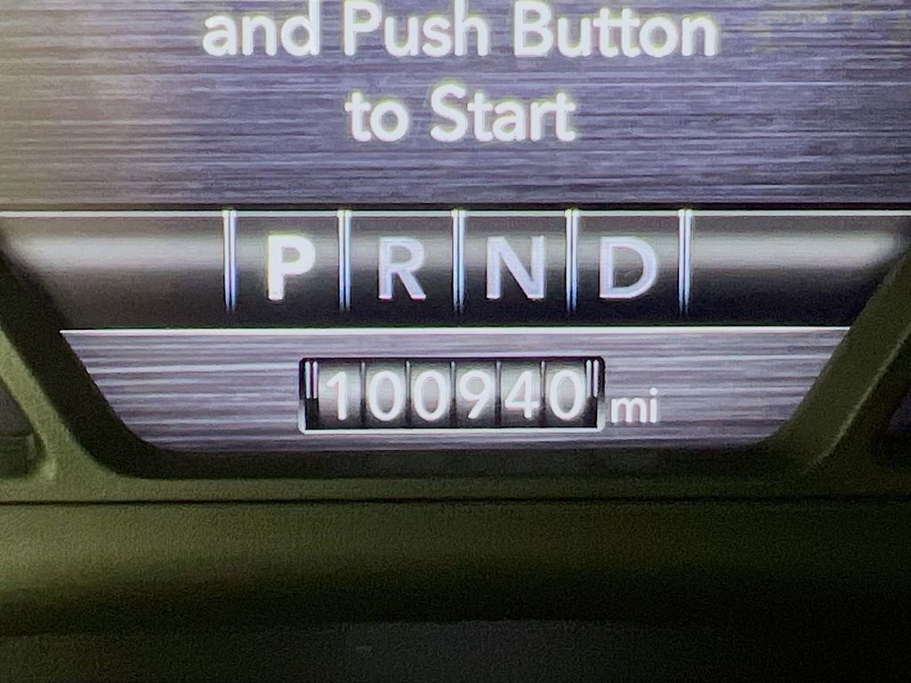 2021 RAM 1500 Laramie Crew Cab 4x4 5'7" Box