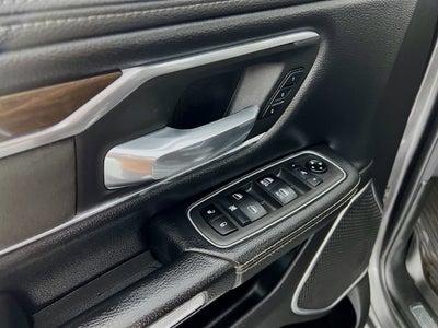 2021 RAM 1500 Laramie Crew Cab 4x4 5'7" Box