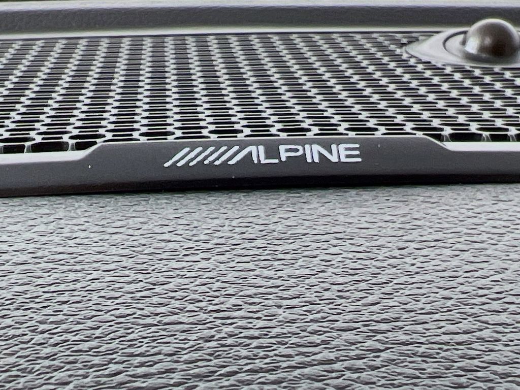 2021 RAM 1500 Laramie Crew Cab 4x4 5'7" Box