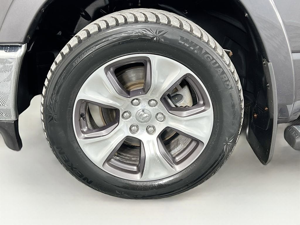 2021 RAM 1500 Laramie Crew Cab 4x4 5'7" Box