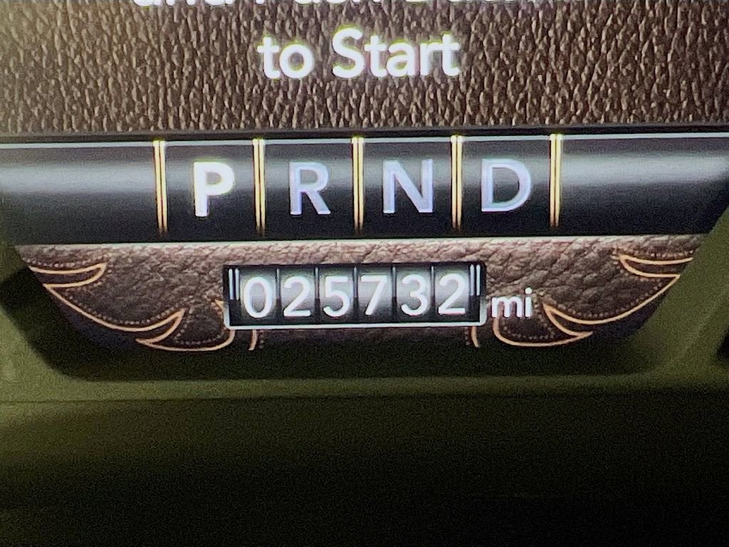 2024 RAM 1500 Laramie Crew Cab 4x4 5'7" Box