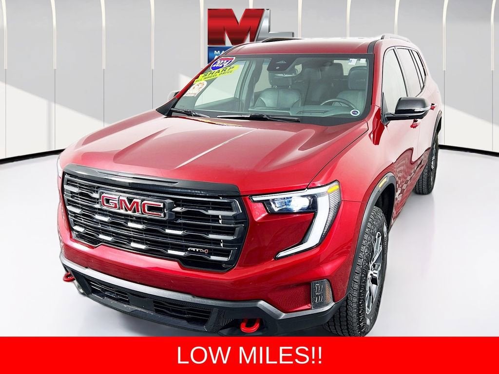 2024 GMC Acadia AT4