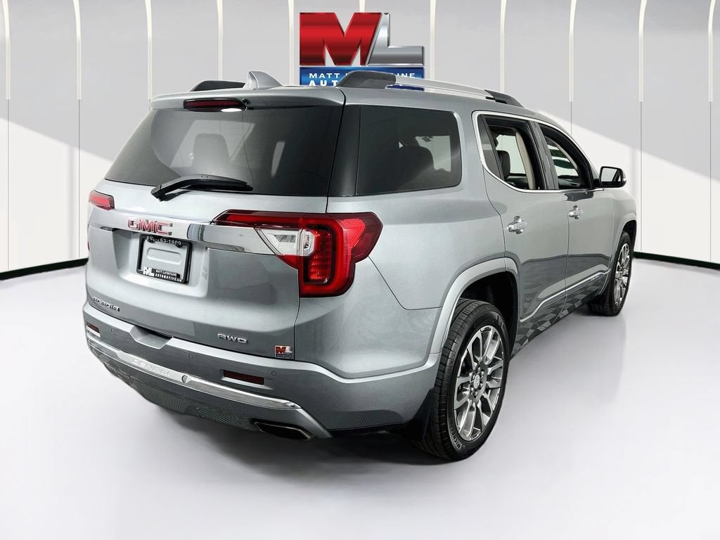2023 GMC Acadia Denali