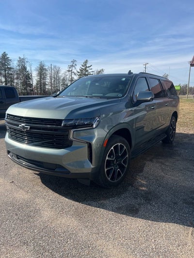 2023 Chevrolet Suburban RST