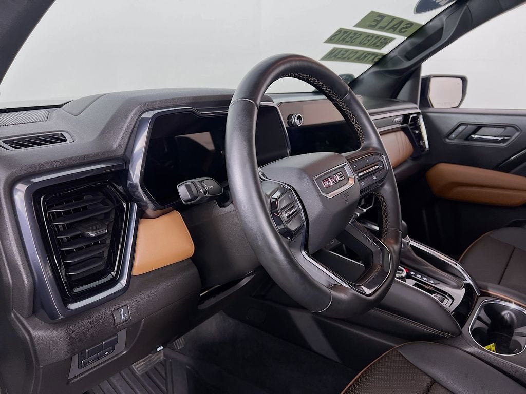 2023 GMC Canyon AT4