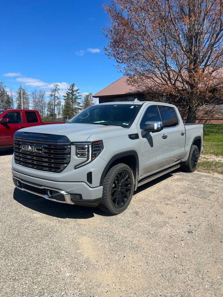 2024 GMC Sierra 4WD Crew Cab Short Box Denali Ultimate's photo