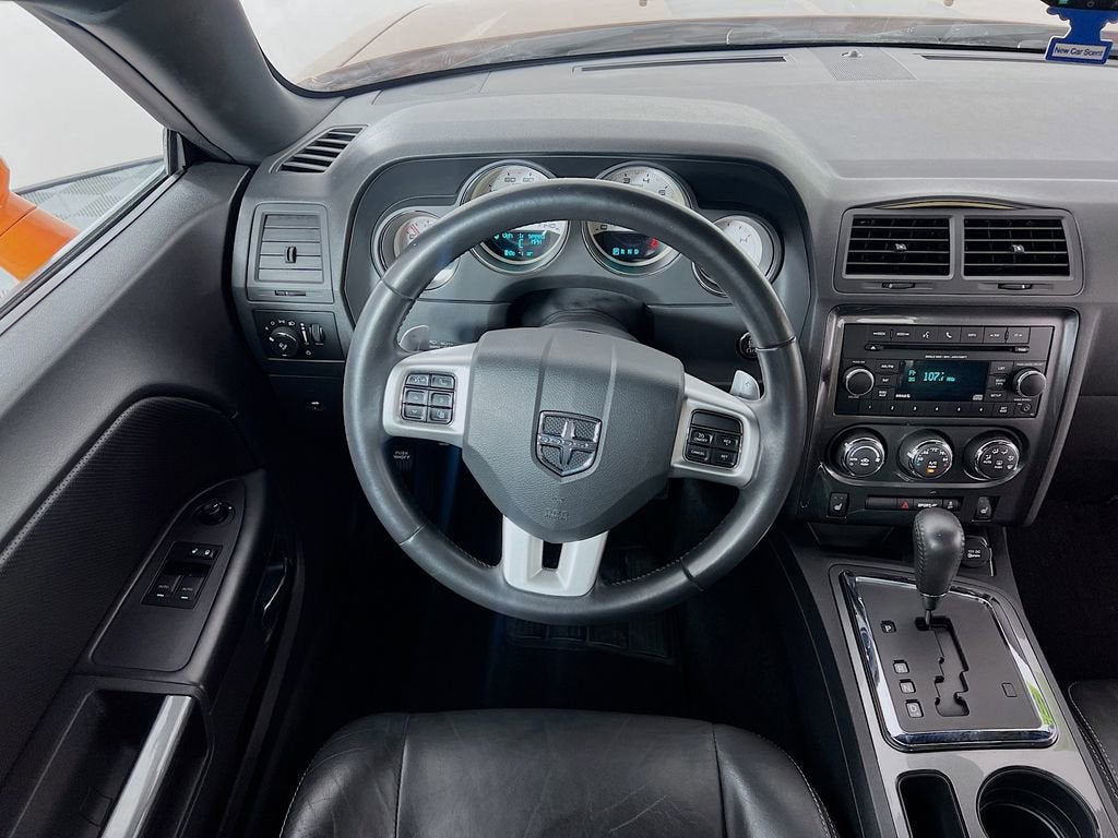 2014 Dodge Challenger SXT Plus