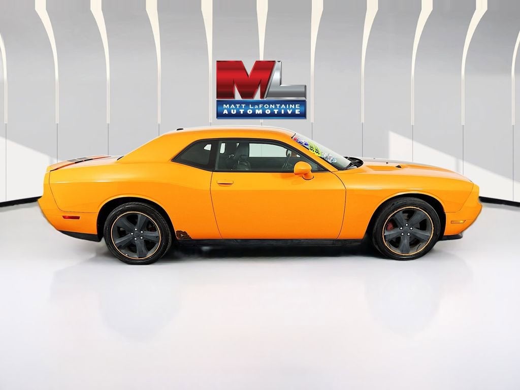 2014 Dodge Challenger SXT Plus