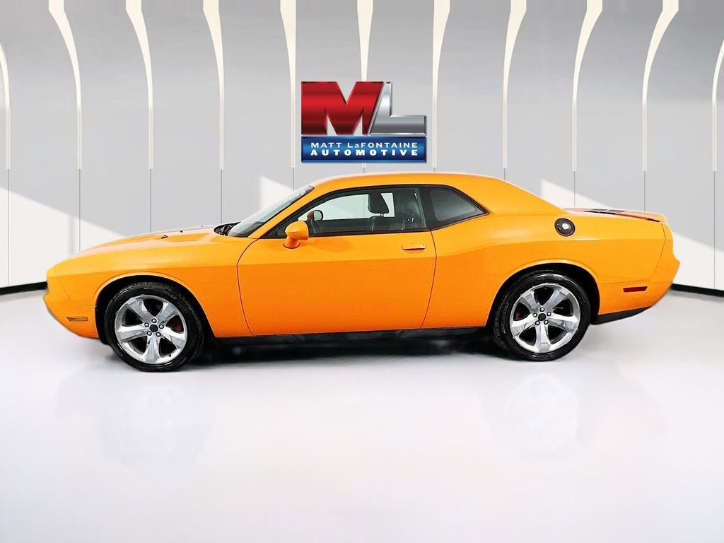 2014 Dodge Challenger SXT Plus