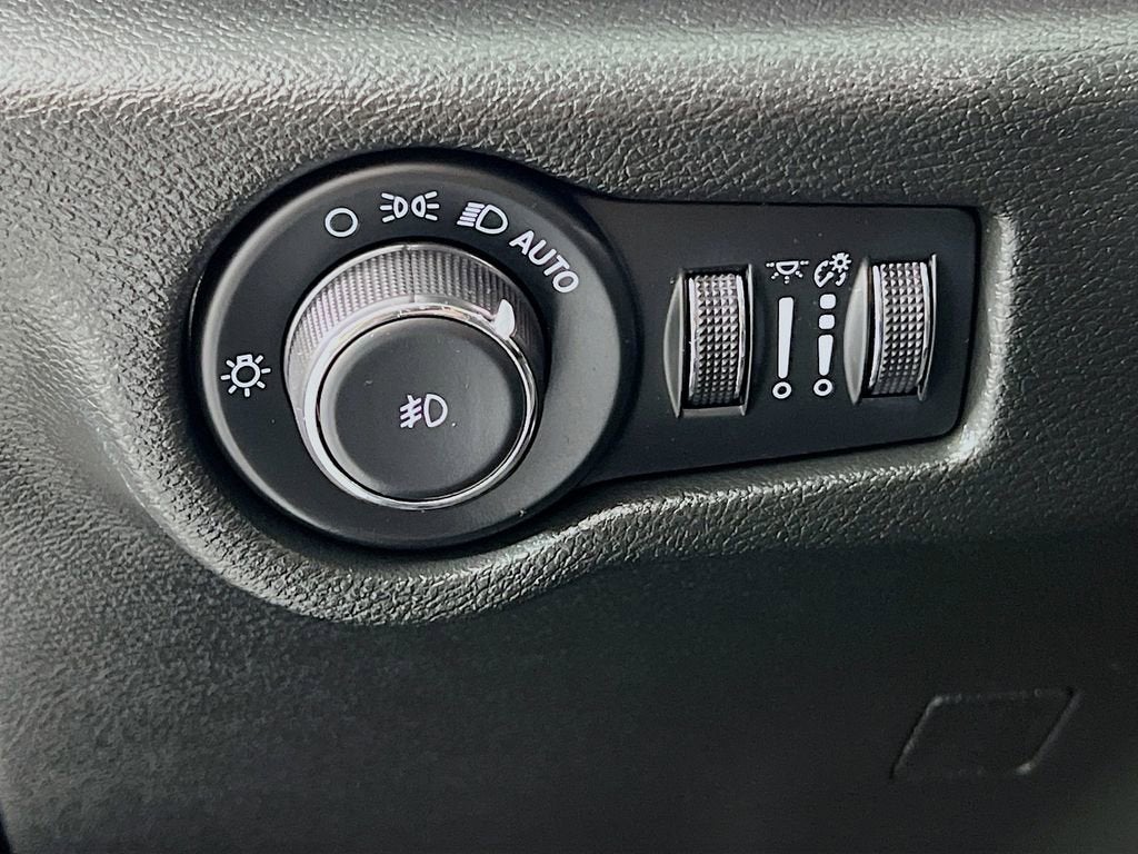 2023 Chrysler Pacifica Limited AWD