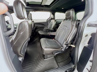 2023 Chrysler Pacifica Limited AWD