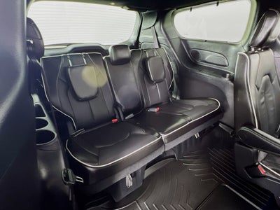 2023 Chrysler Pacifica Limited AWD