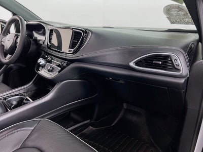 2023 Chrysler Pacifica Limited AWD