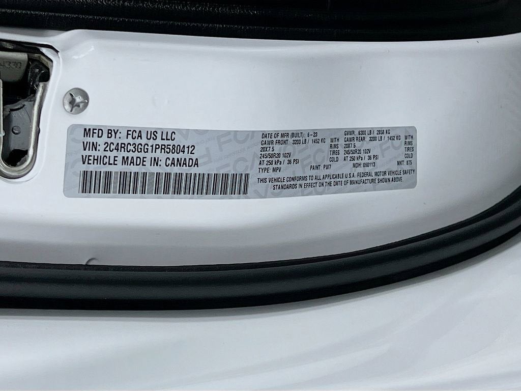 2023 Chrysler Pacifica Limited AWD