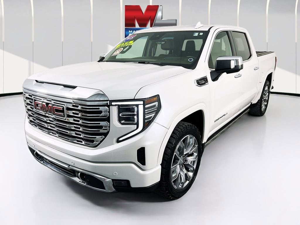2025 GMC Sierra 4WD Crew Cab Short Box Denali's photo